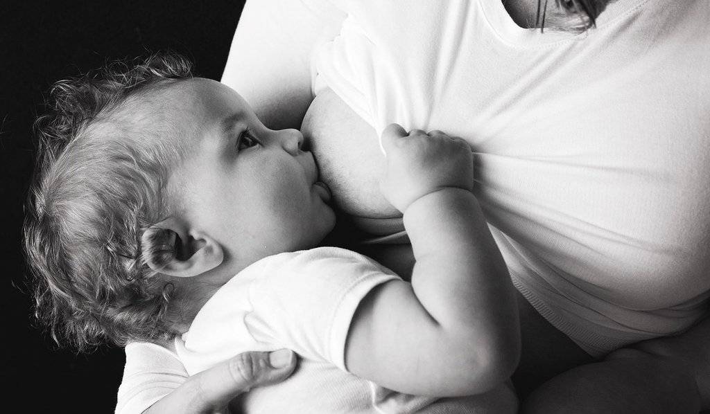 10 most common breastfeeding issues & solutions
