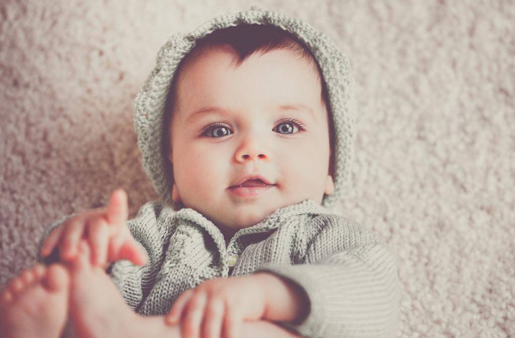 Five Fun Ways For Dads and Their Babies To Bond This Winter