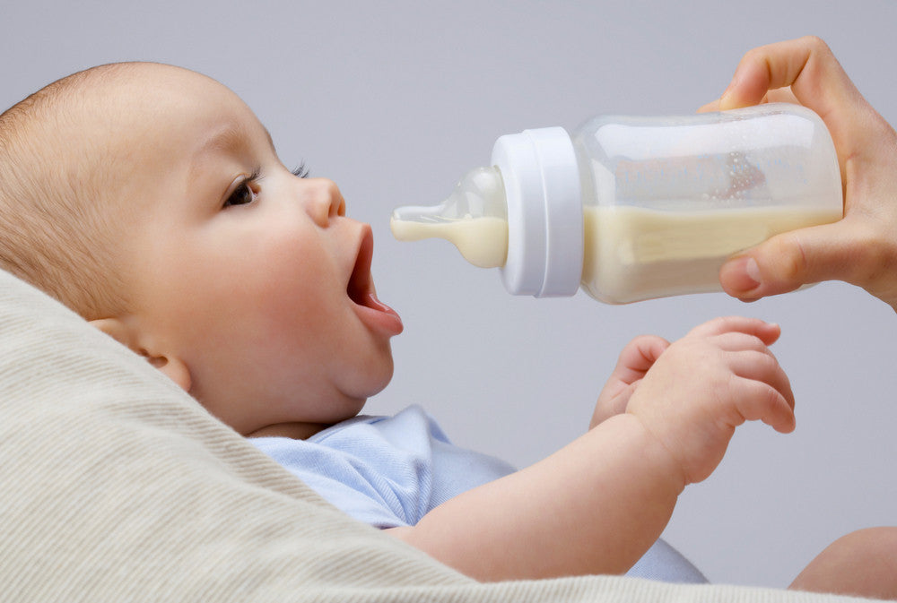 Breastfeeding & Bottle feeding Why is there so much mum guilt? MORI