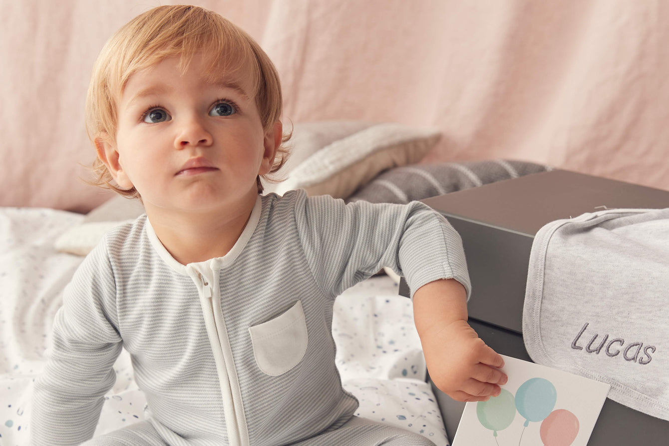5 reasons the MORI zip-up sleepsuits are every parent's dream 👶