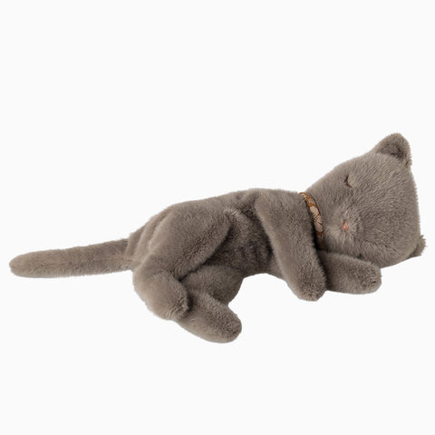 Jellycat Medium Fuddlewuddle Cat | Baby Soft Toys | MORI UK