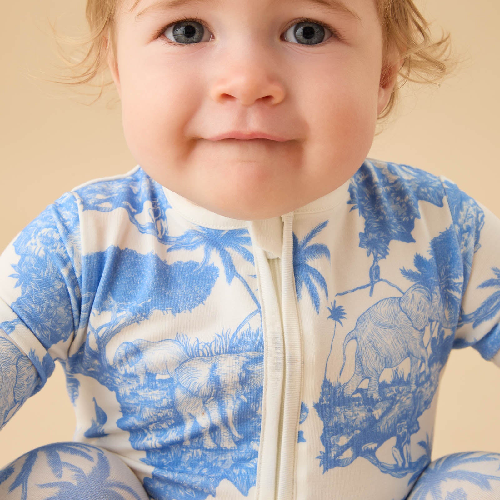 Desmond & Dempsey Blue Clever Zip Sleepsuit | MORI UK