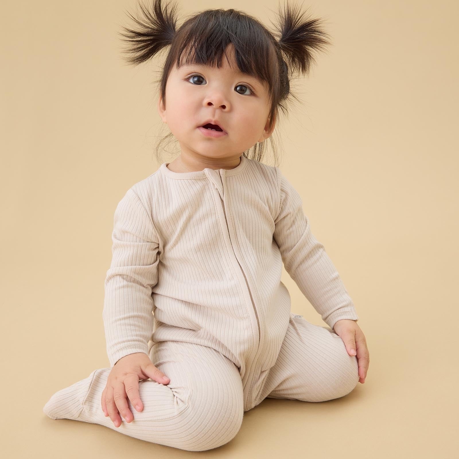 babylclub トップス Ribbed Clever Zip Sleepsuit | Organic Cotton & Bamboo | 0 - 2