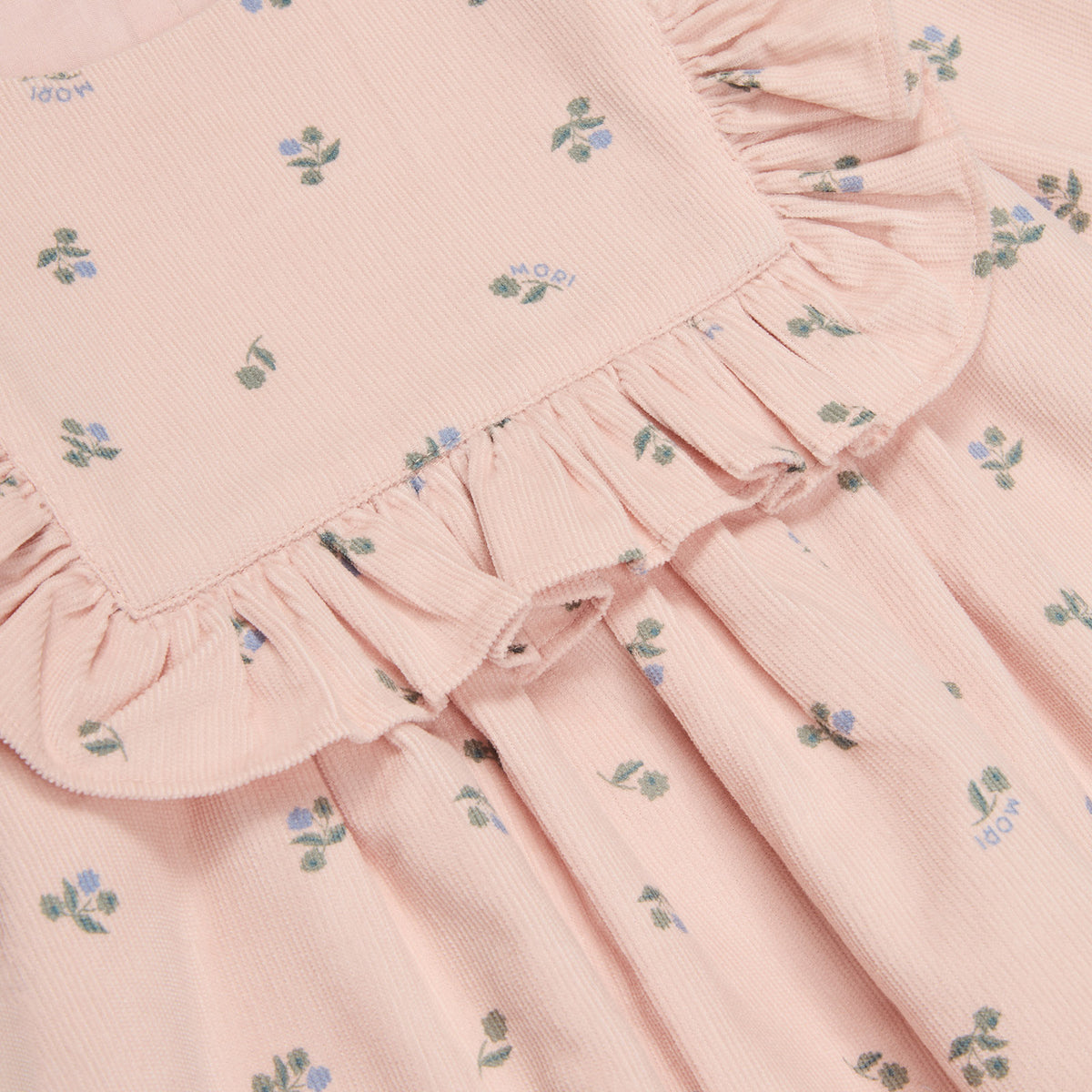 flatlay_roundel_cotton