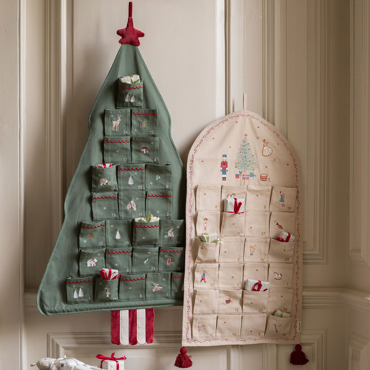 Avery Row Advent Calendar - Christmas Tree