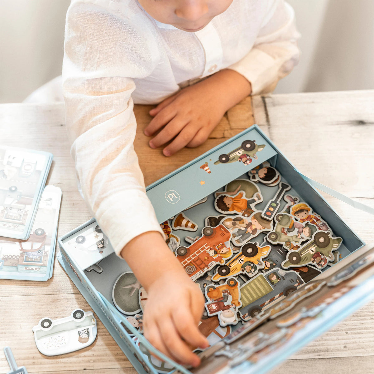 Little Dutch Magnetic Playboard Jim's Vehicles