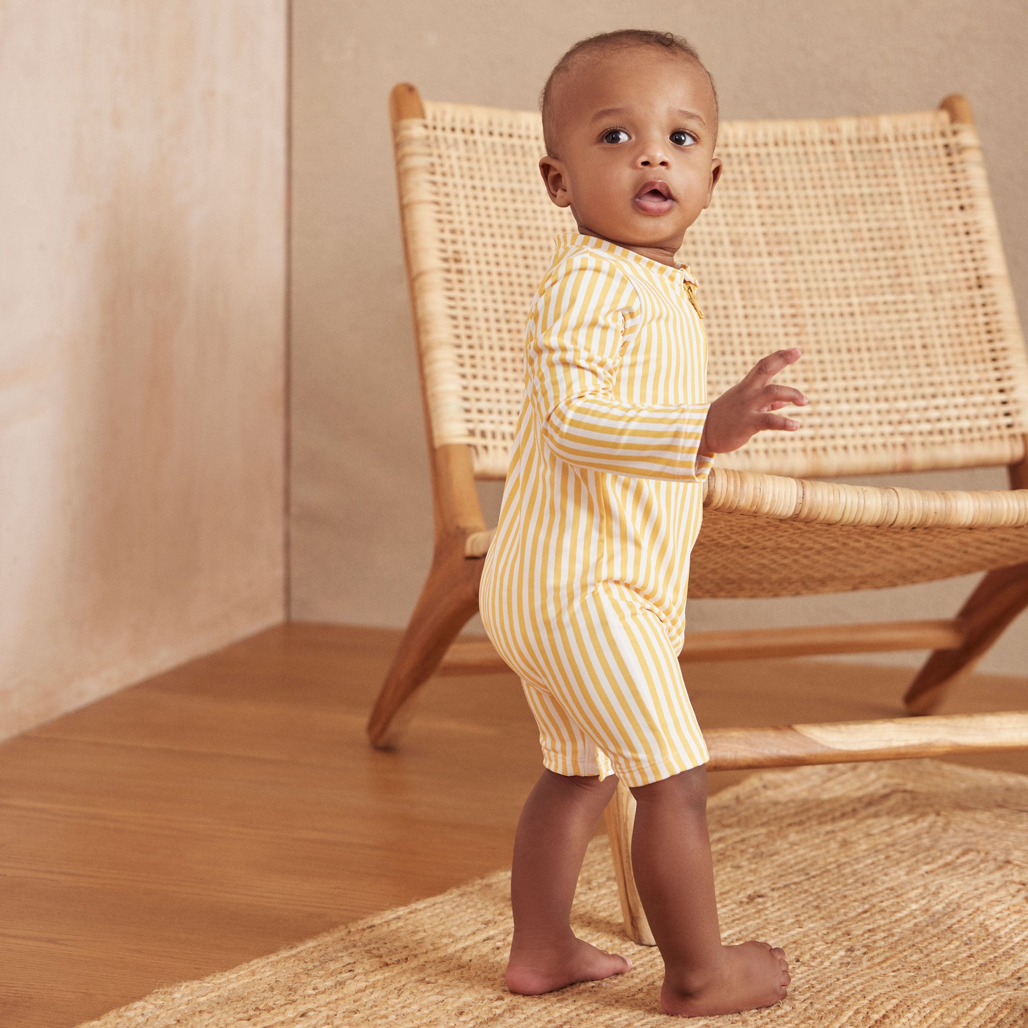 Baby sun safe suit outlet
